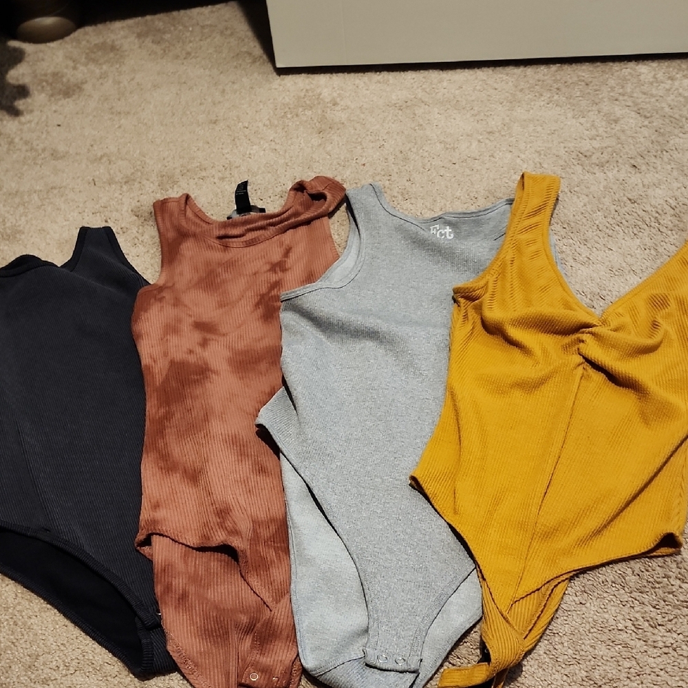Set of Four Sleeveless Bodysuits in Assorted Colors